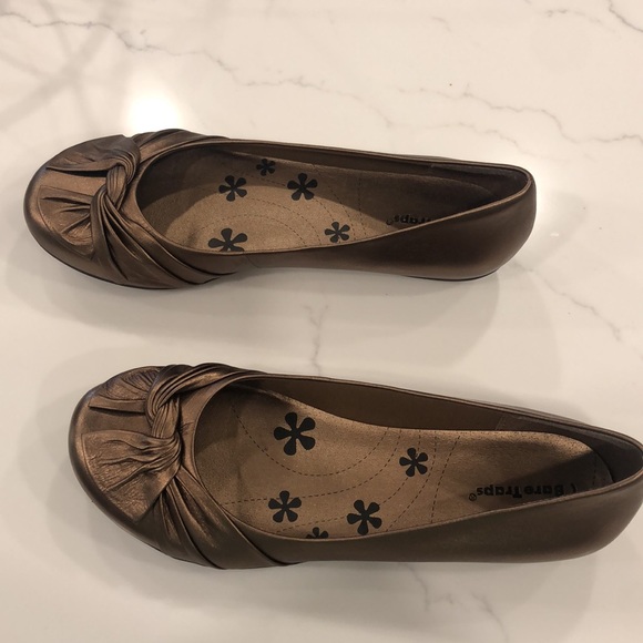 Bronze Nangelina BareTraps size 9.5 - Picture 1 of 6